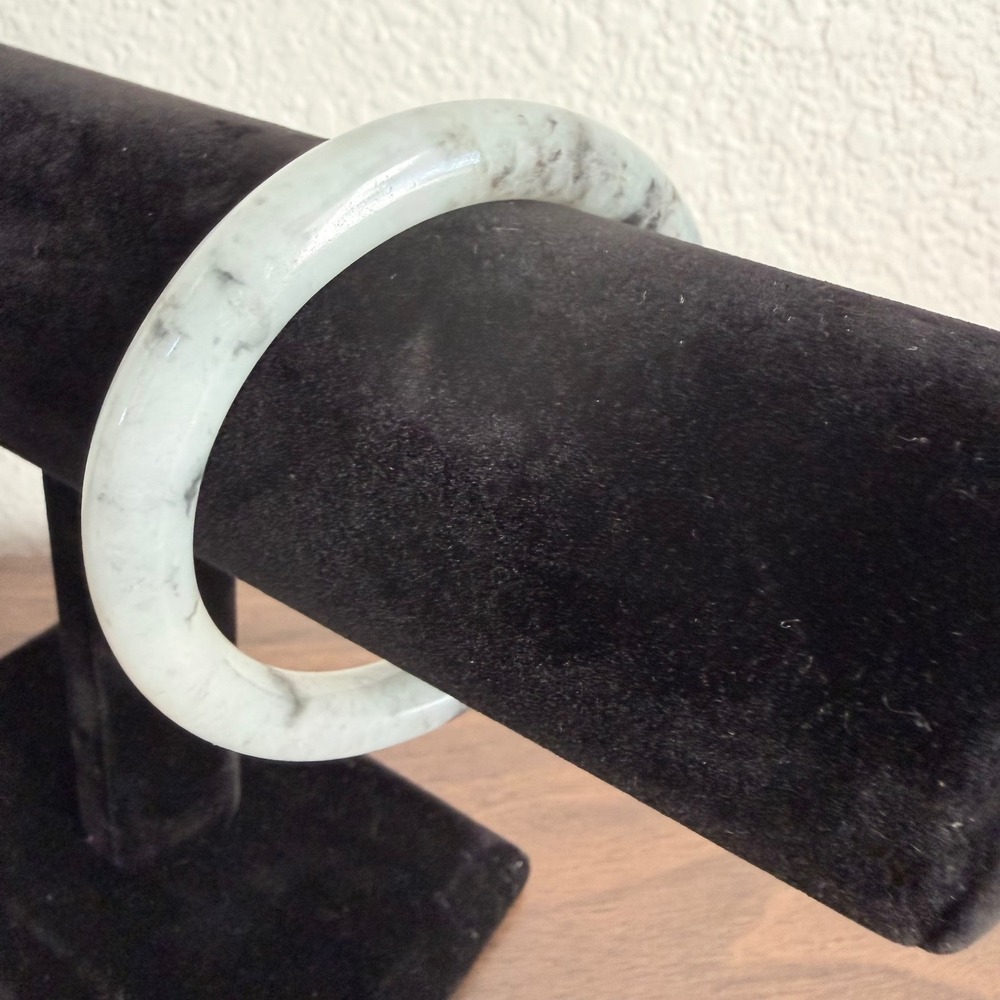 Vintage Natural Stone Marbled Jade ? Jadeite ? Bangle Bracelet Slip On Round - Picture 4 of 5